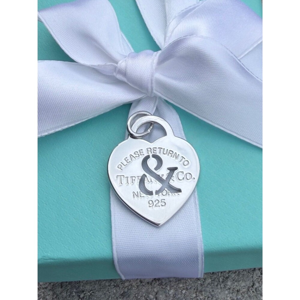Tiffany & Co. Large Ampersand Charm Pendant in Silver